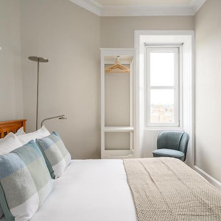 2Br New Town Castle View Apartment EDI Exteriér fotografie